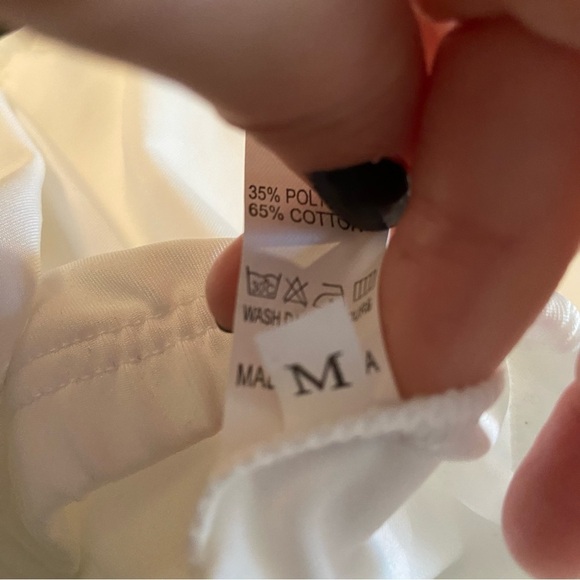 Women’s‎ white shorts  and cut out top in size medium - Picture 6 of 7